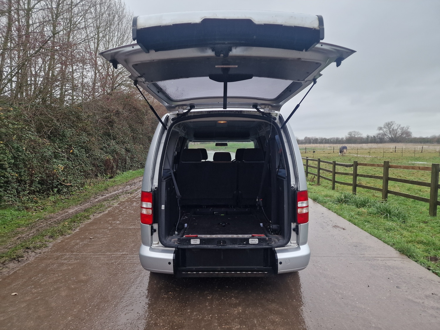 Used Volkswagen Caddy Maxi Life 2014 for sale - 77023122: Photo 6