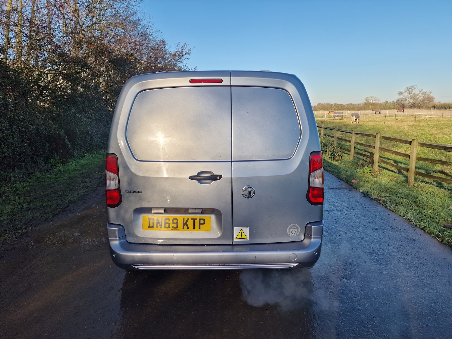 Used Vauxhall Combo 2019 for sale - 76808277: Photo 8