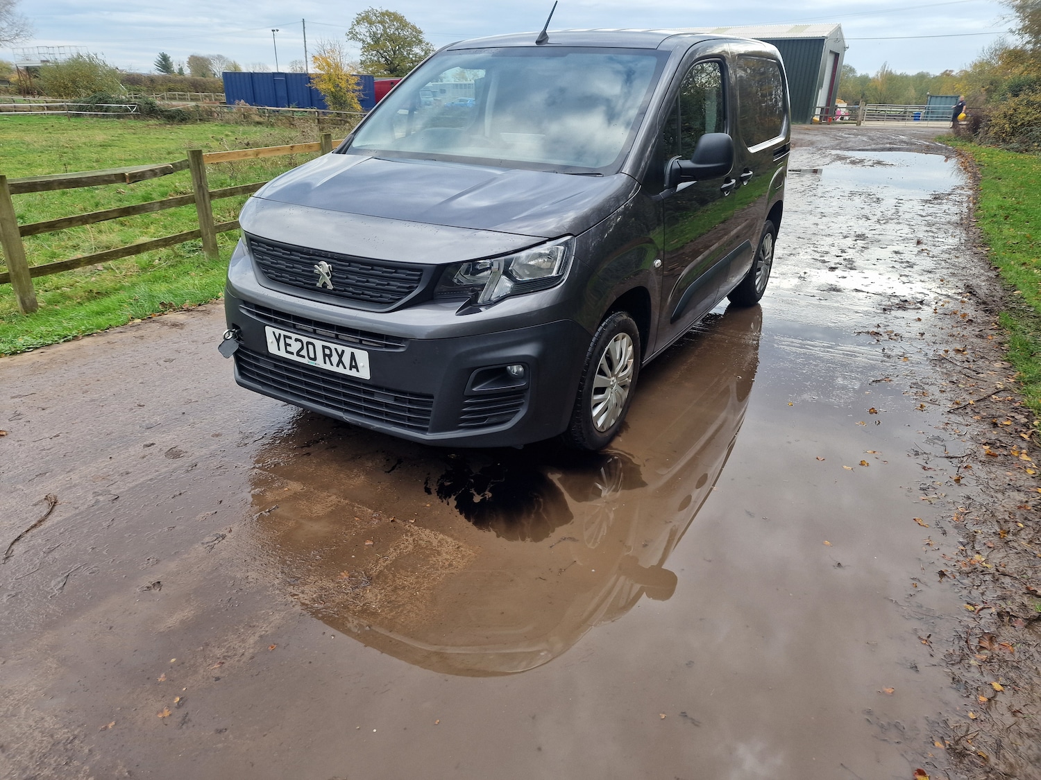 Used Peugeot Partner 2020 for sale - 76482833: Photo 2