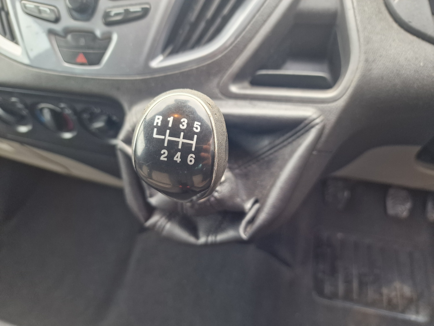 Used Ford Tourneo Custom 2014 for sale - 77172934: Photo 15