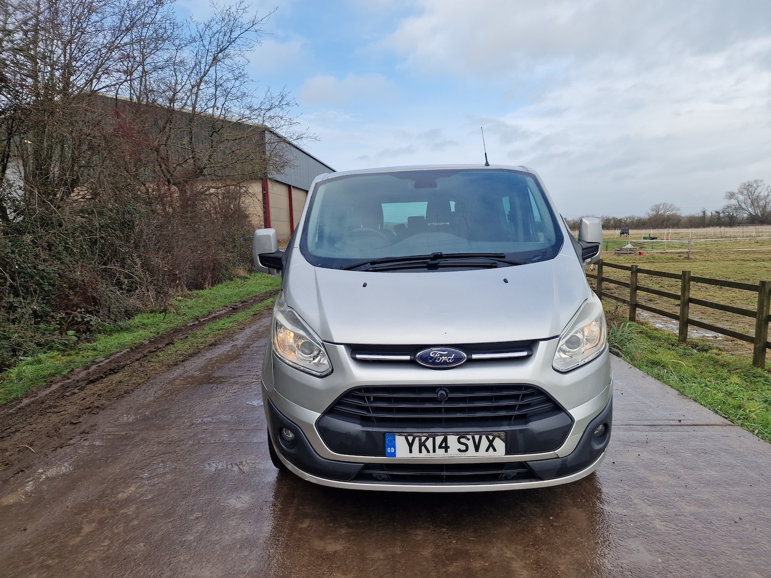 Used Ford Tourneo Custom 2014 for sale - 77172934: Photo 2