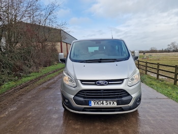 Used Ford Tourneo Custom 2014 for sale - 77172934: Photo