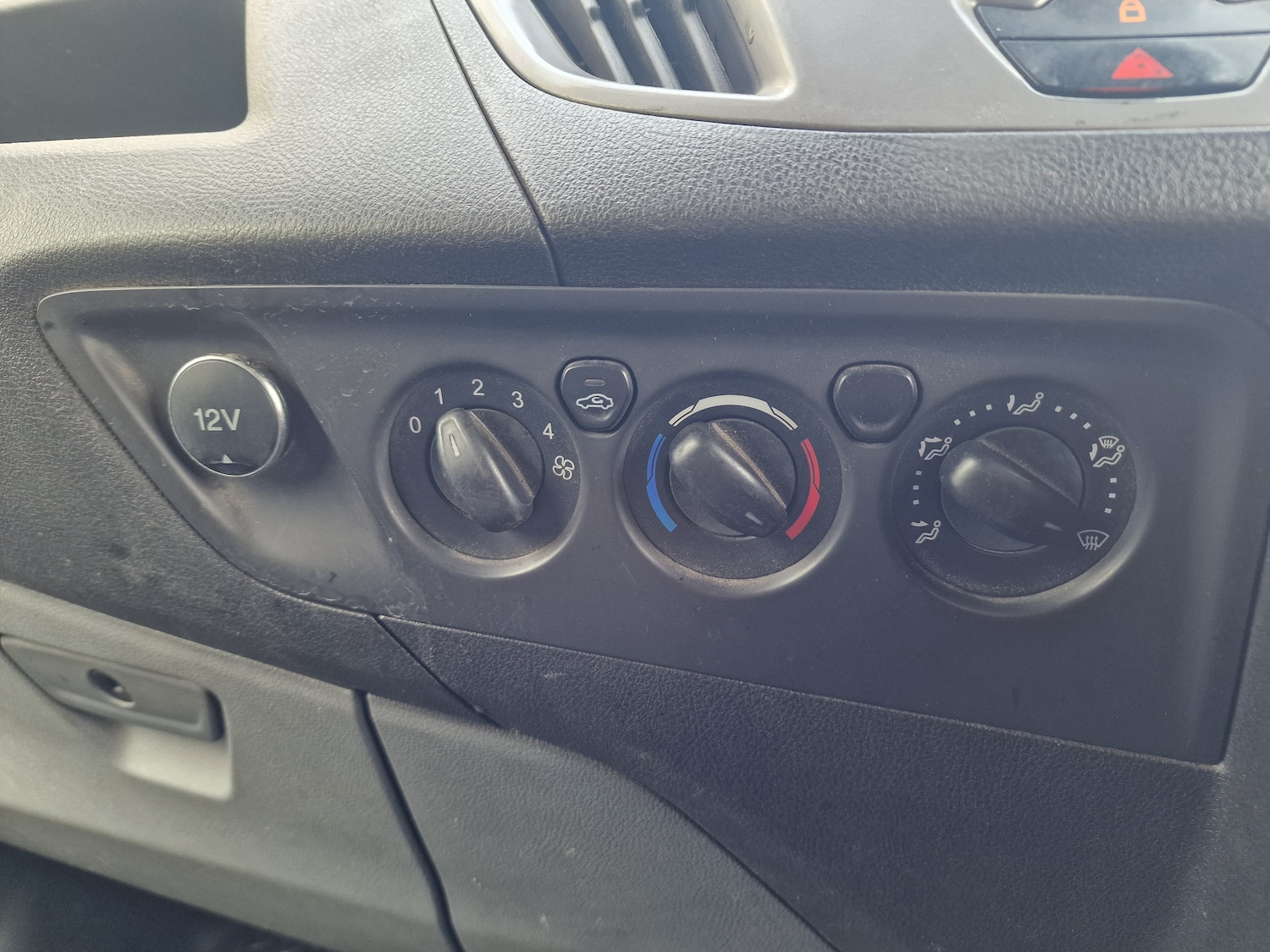 Used Ford Transit Custom 2015 for sale - 77988897: Photo 16