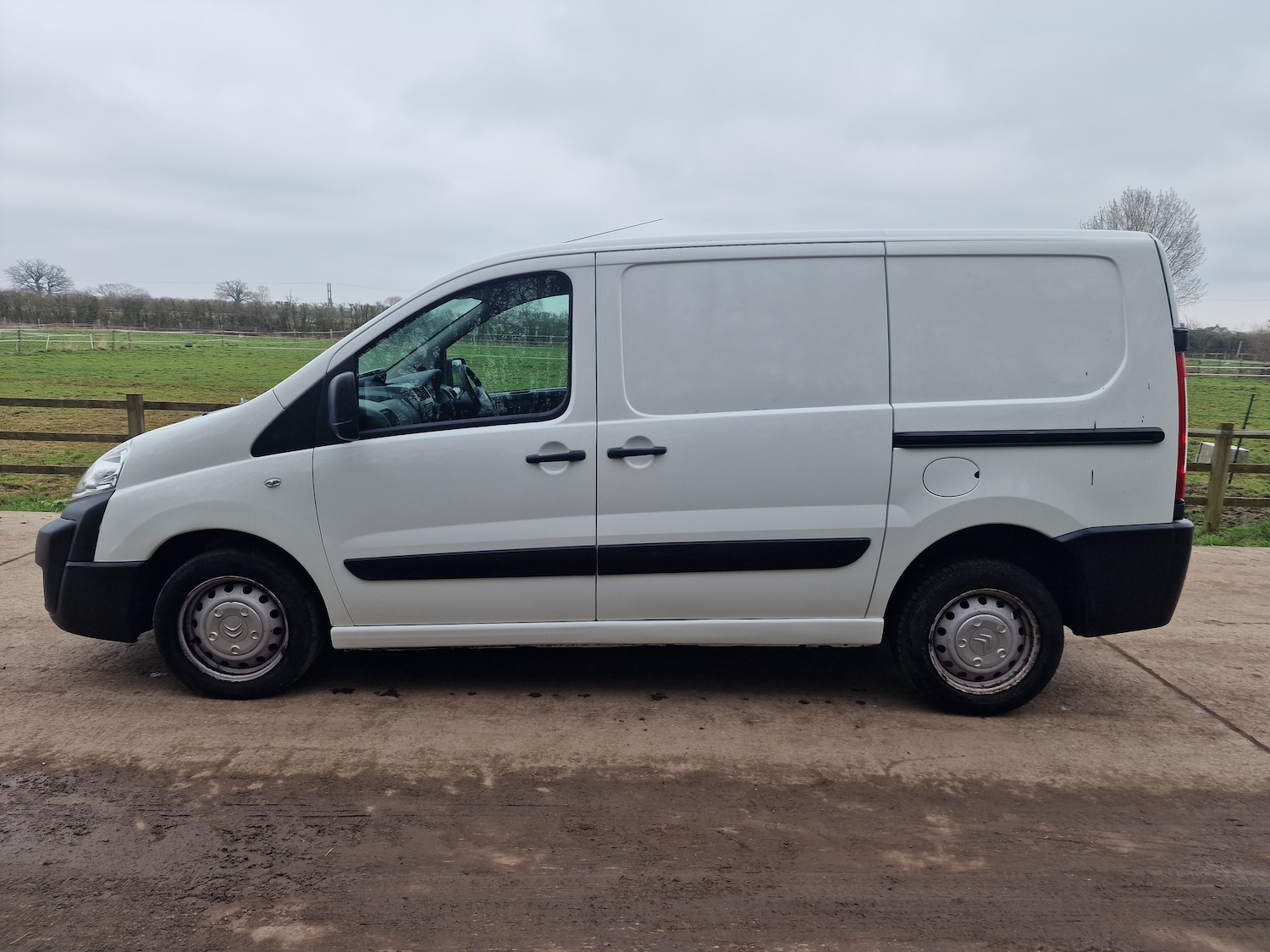 Used Citroen Dispatch 2016 for sale - 77822182: Photo 8