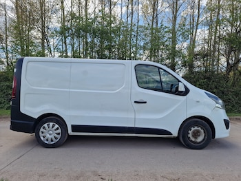 Used Vauxhall Vivaro 2015 for sale - 78324330: Photo