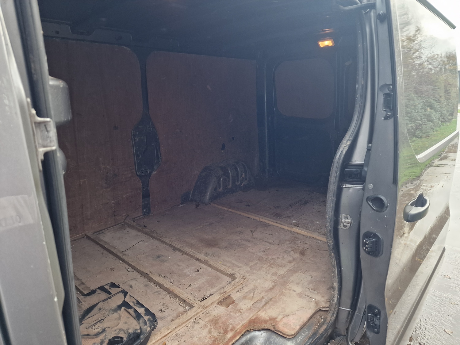 Used Vauxhall Vivaro 2015 for sale - 76565127: Photo 16