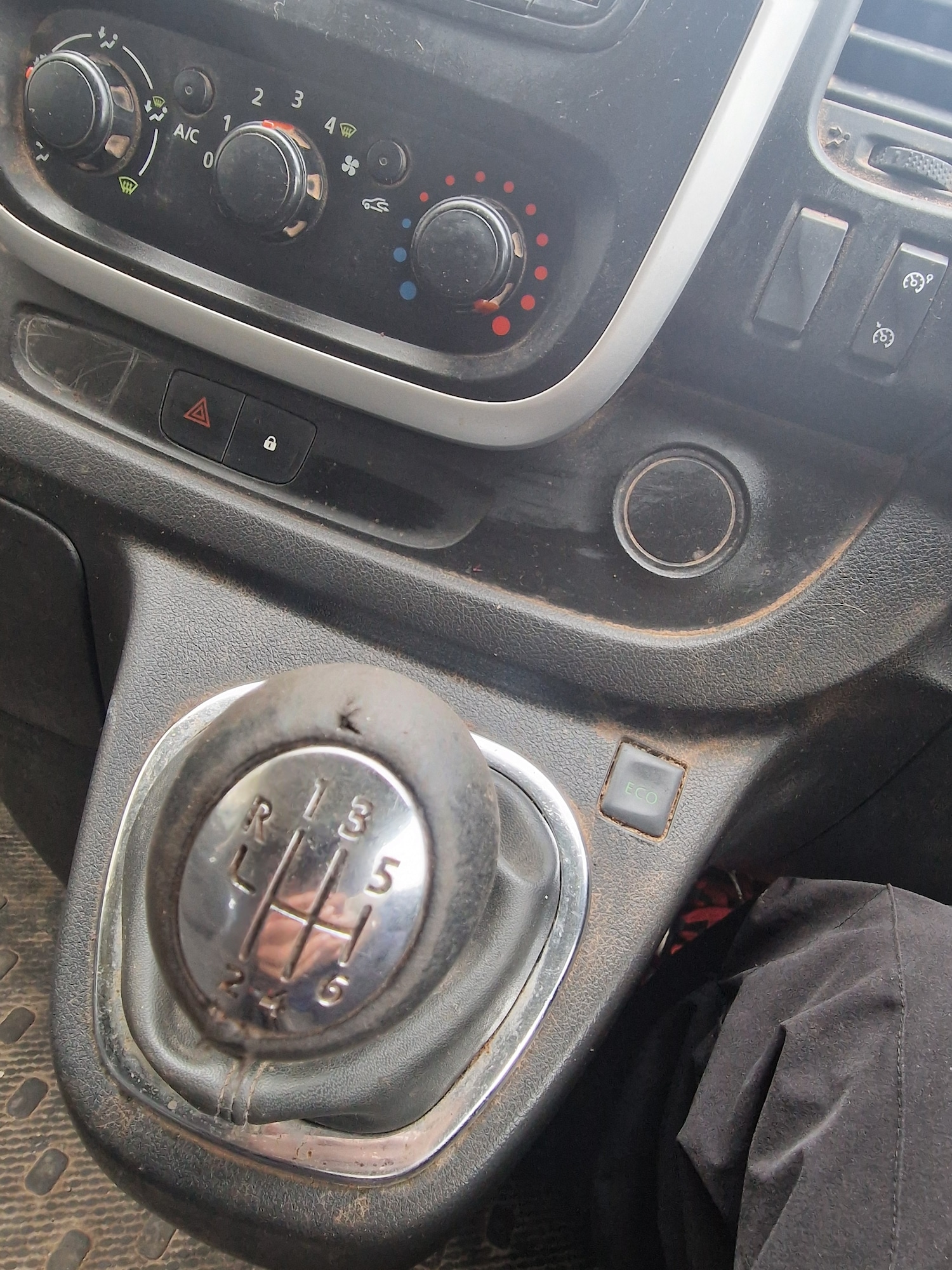 Used Vauxhall Vivaro 2015 for sale - 76565127: Photo 19