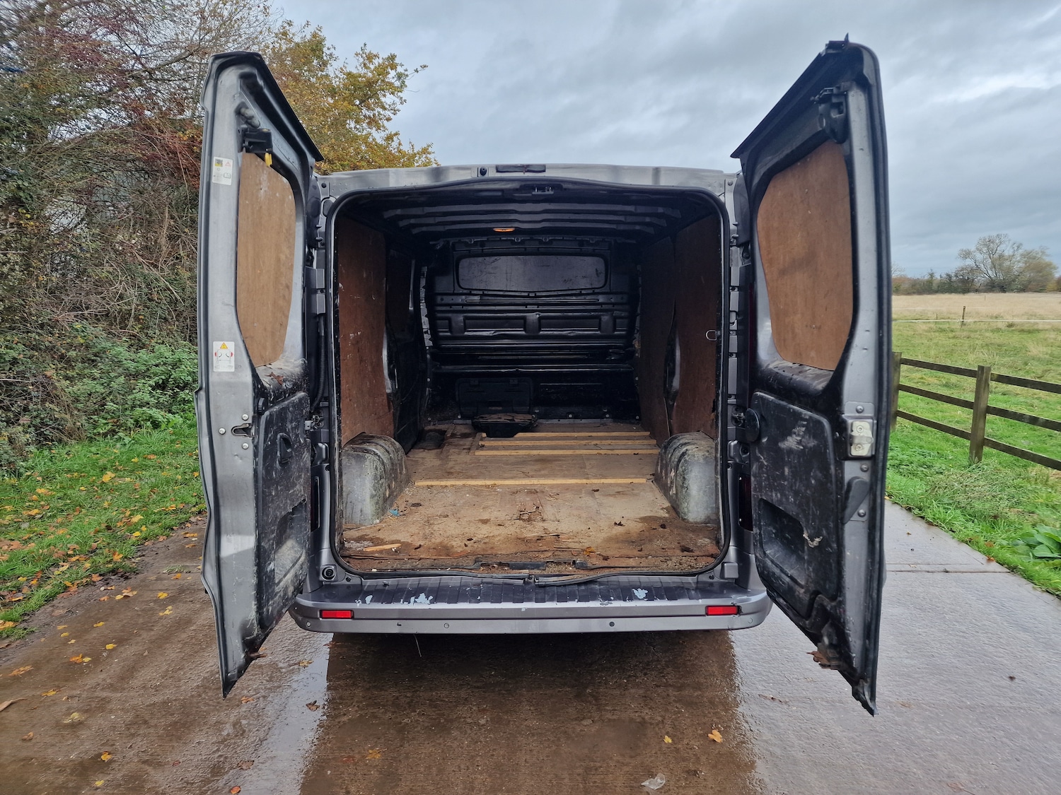 Used Vauxhall Vivaro 2015 for sale - 76565127: Photo 8