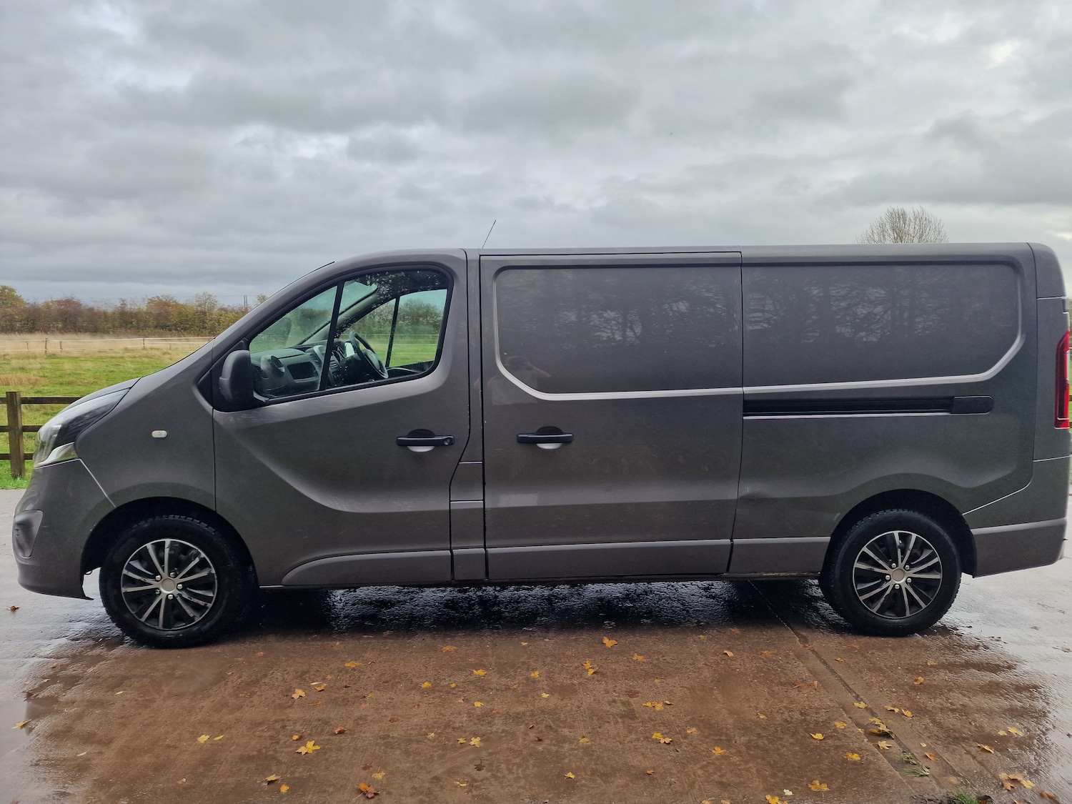 Used Vauxhall Vivaro 2015 for sale - 76565127: Photo 9