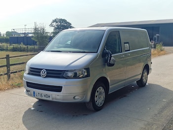 Used Volkswagen Transporter 2015 for sale - 79302349: Photo