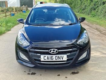Used Hyundai i30 2016 for sale - 78581467: Photo