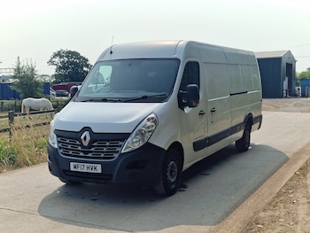 Used Renault Master 2017 for sale - 79275369: Photo