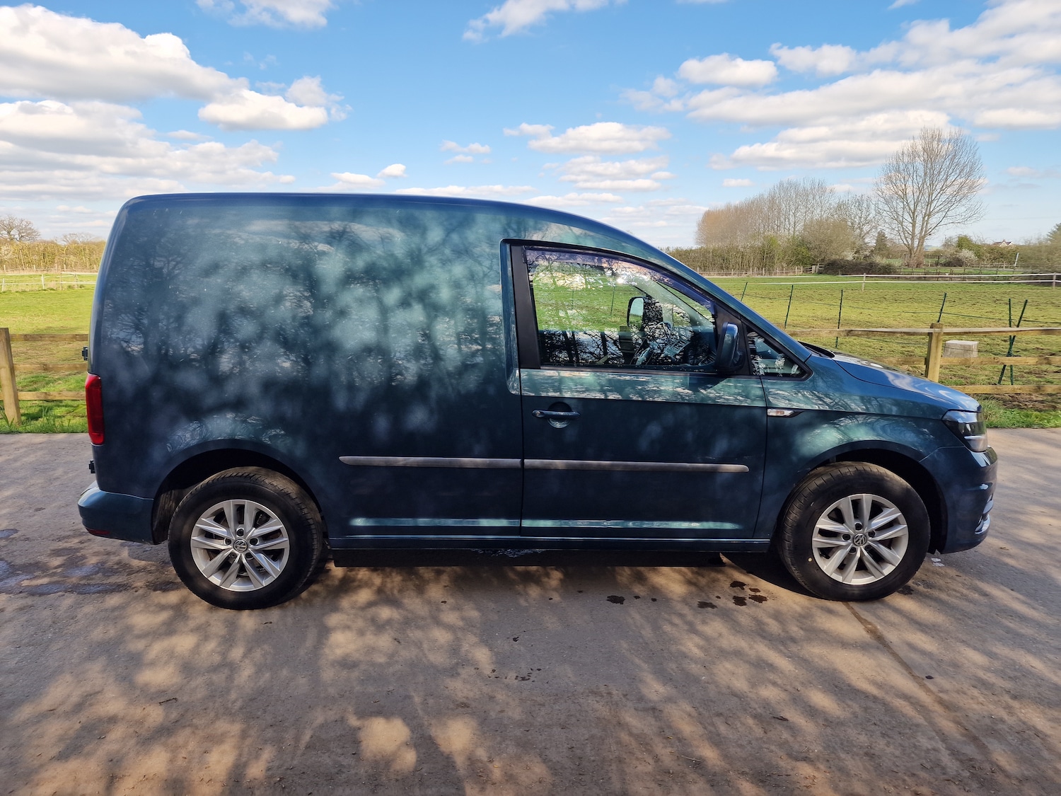 Used Volkswagen Caddy 2017 for sale - 78125265: Photo 4