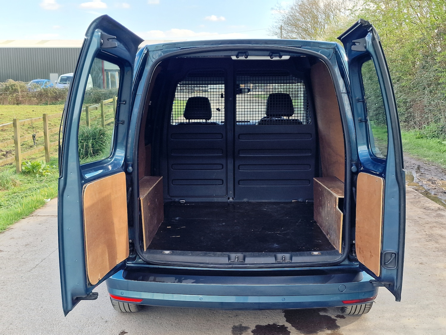 Used Volkswagen Caddy 2017 for sale - 78125265: Photo 7