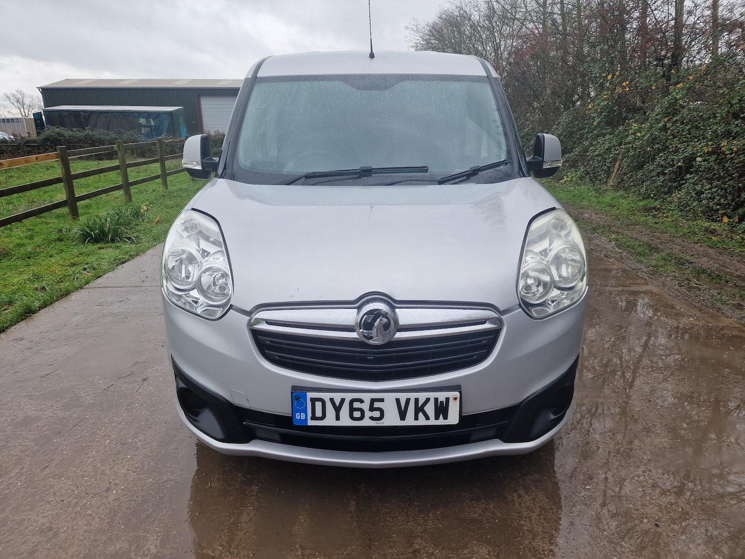 Used Vauxhall Combo 2016 for sale - 76958696: Photo 2
