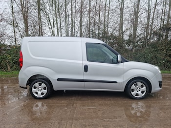 Used Vauxhall Combo 2016 for sale - 76958696: Photo