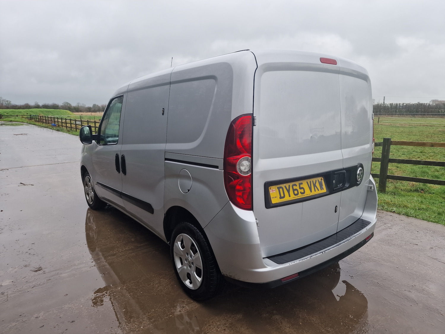 Used Vauxhall Combo 2016 for sale - 76958696: Photo 6