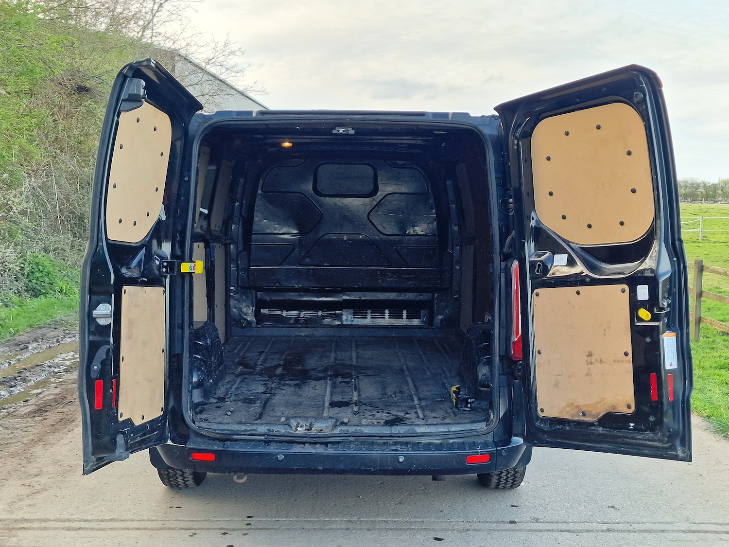 Used Ford Transit Custom 2015 for sale - 78125274: Photo 6