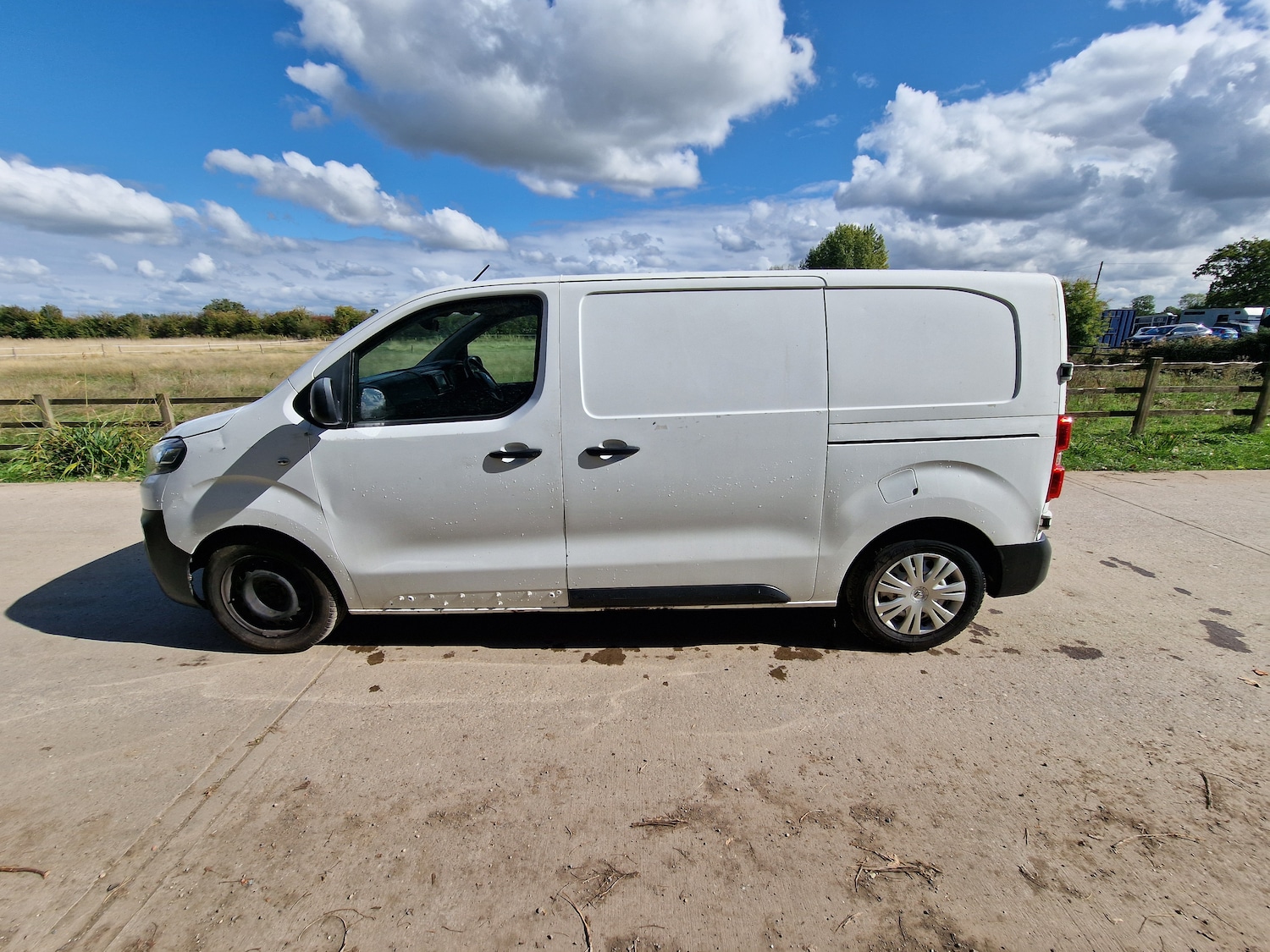 Used Citroen Dispatch 2019 for sale - 76663128: Photo 9