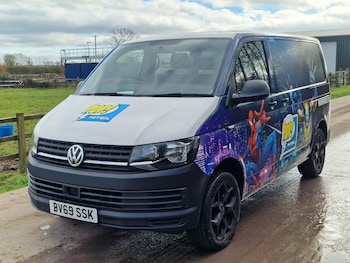 Used Volkswagen Transporter 2019 for sale - 77750252: Photo