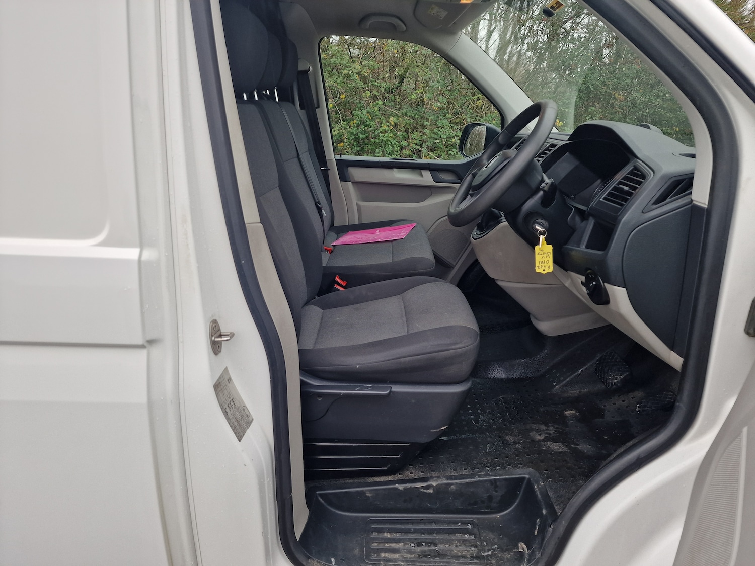 Used Volkswagen Transporter 2017 for sale - 76971618: Photo 22