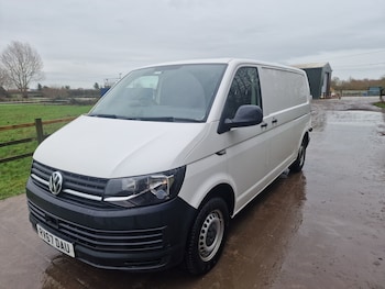 Used Volkswagen Transporter 2017 for sale - 76971618: Photo