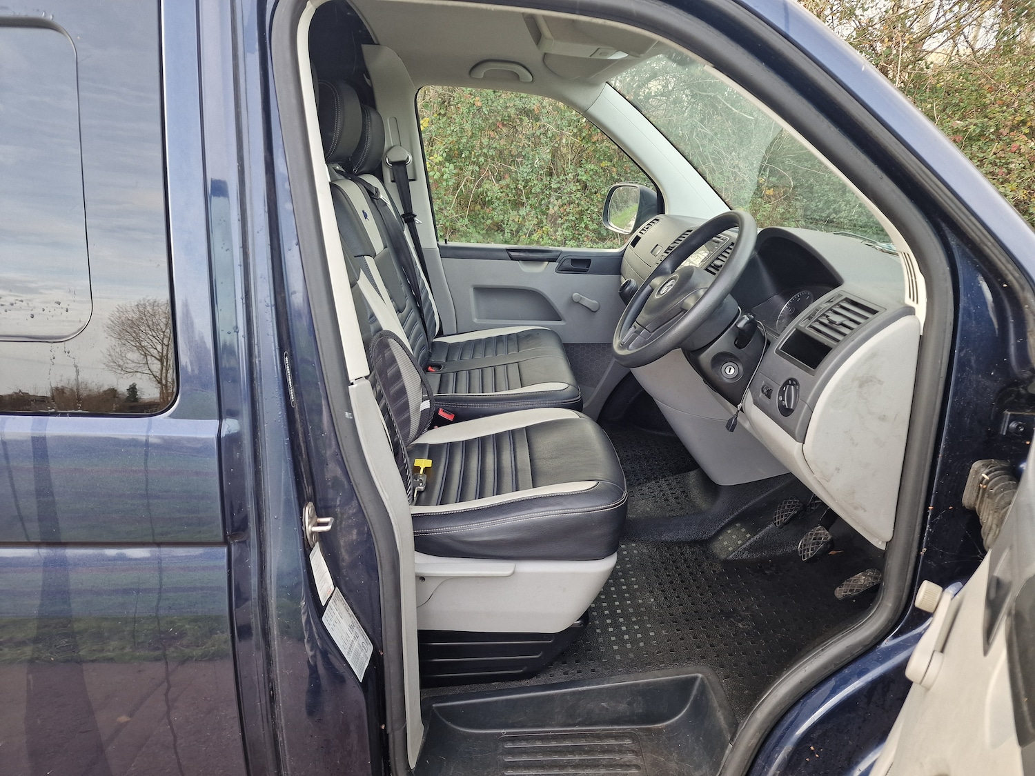 Used Volkswagen Transporter 2011 for sale - 76864071: Photo 13