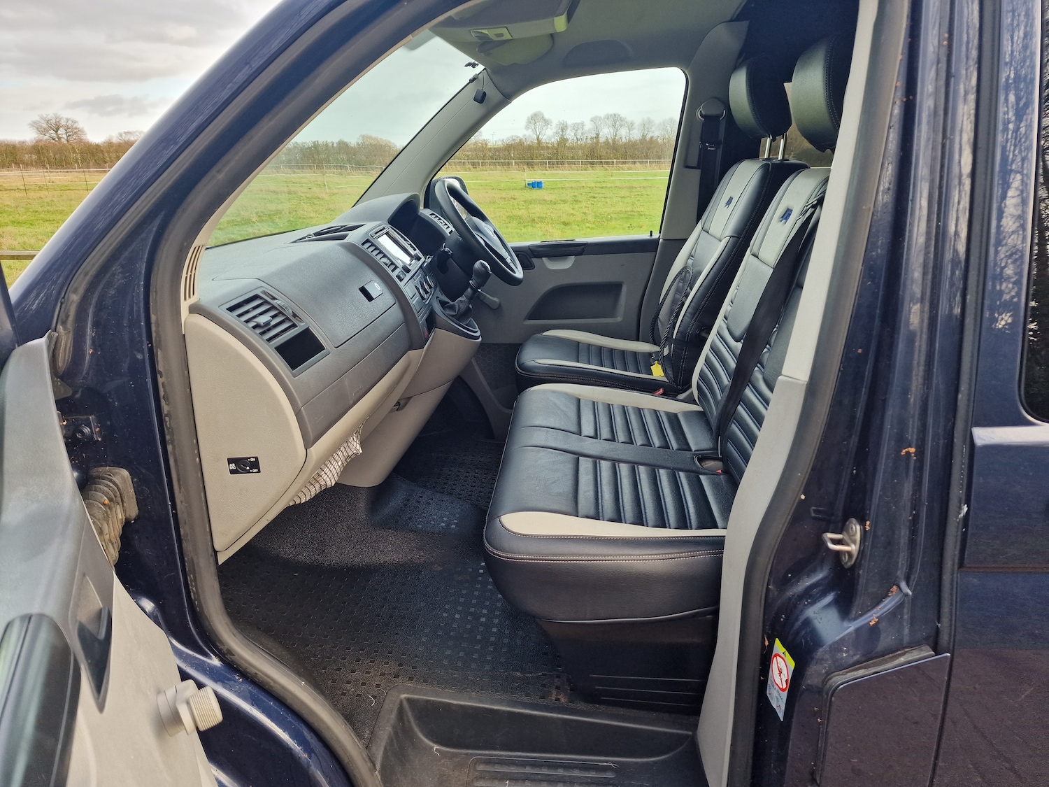 Used Volkswagen Transporter 2011 for sale - 76864071: Photo 17