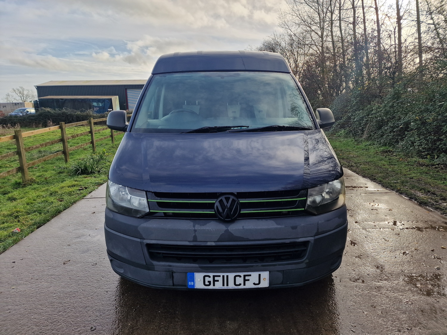 Used Volkswagen Transporter 2011 for sale - 76864071: Photo 2