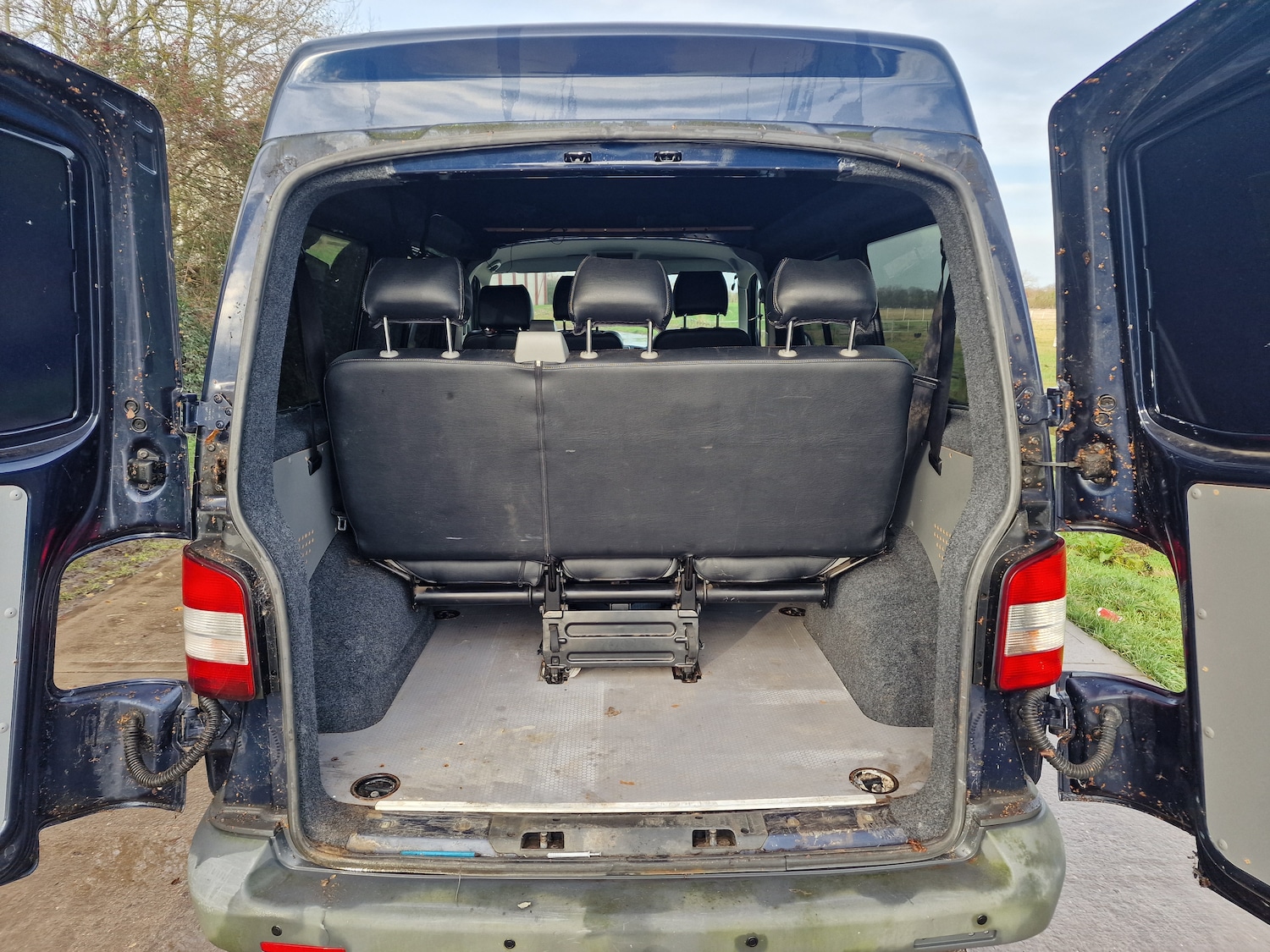 Used Volkswagen Transporter 2011 for sale - 76864071: Photo 7