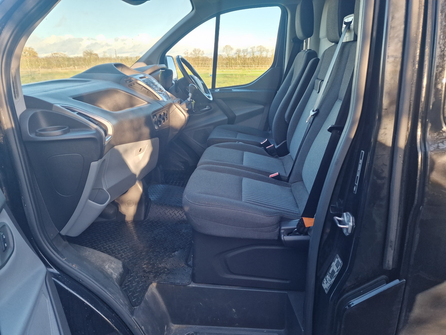 Used Ford Transit Custom 2017 for sale - 76791359: Photo 18