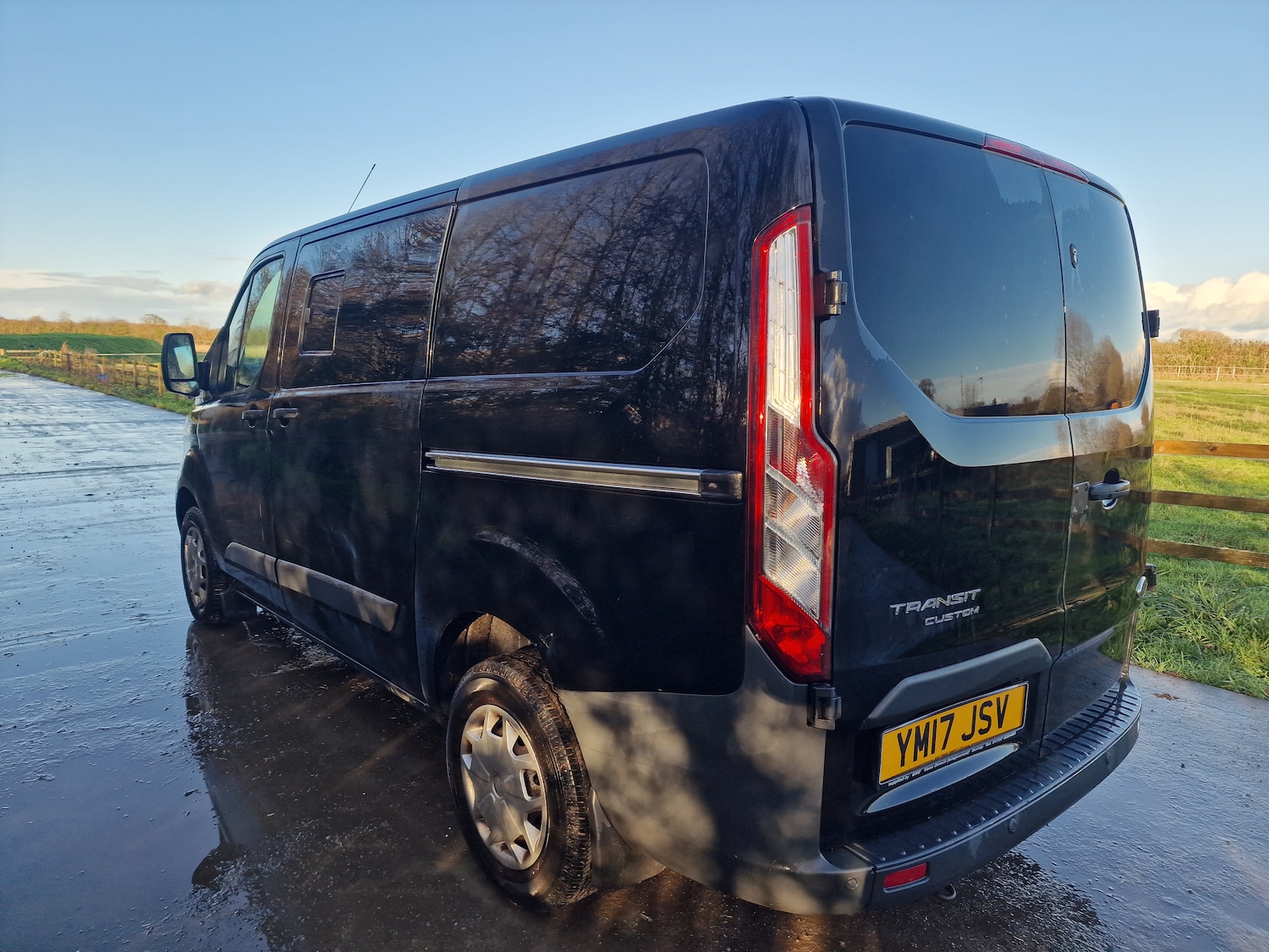 Used Ford Transit Custom 2017 for sale - 76791359: Photo 6