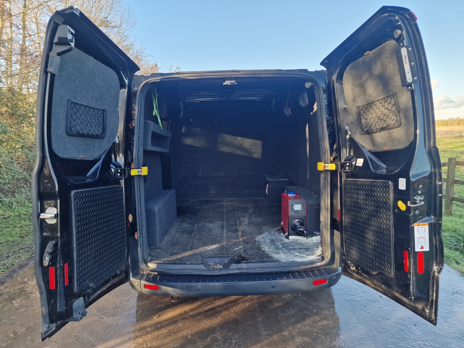 Used Ford Transit Custom 2017 for sale - 76791359: Photo 8