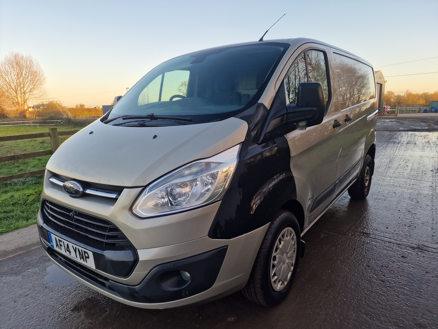 Used Ford Transit Custom 2014 for sale - 76697277: Photo 1