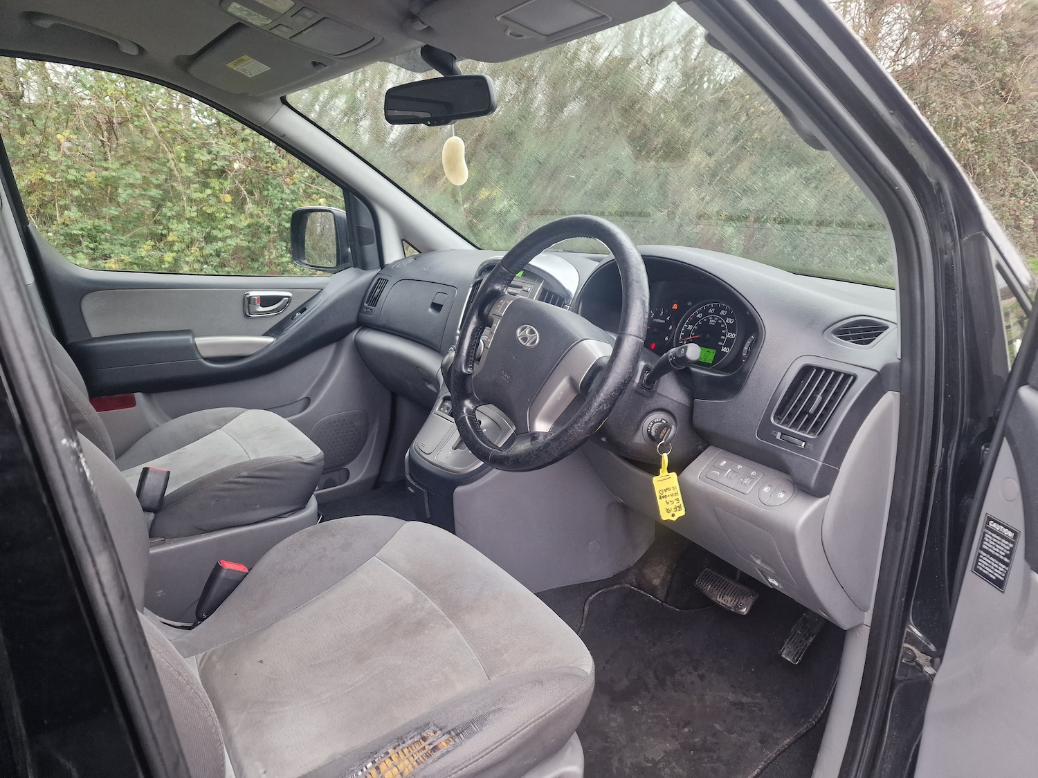 Used Hyundai i800 2012 for sale - 76763348: Photo 11