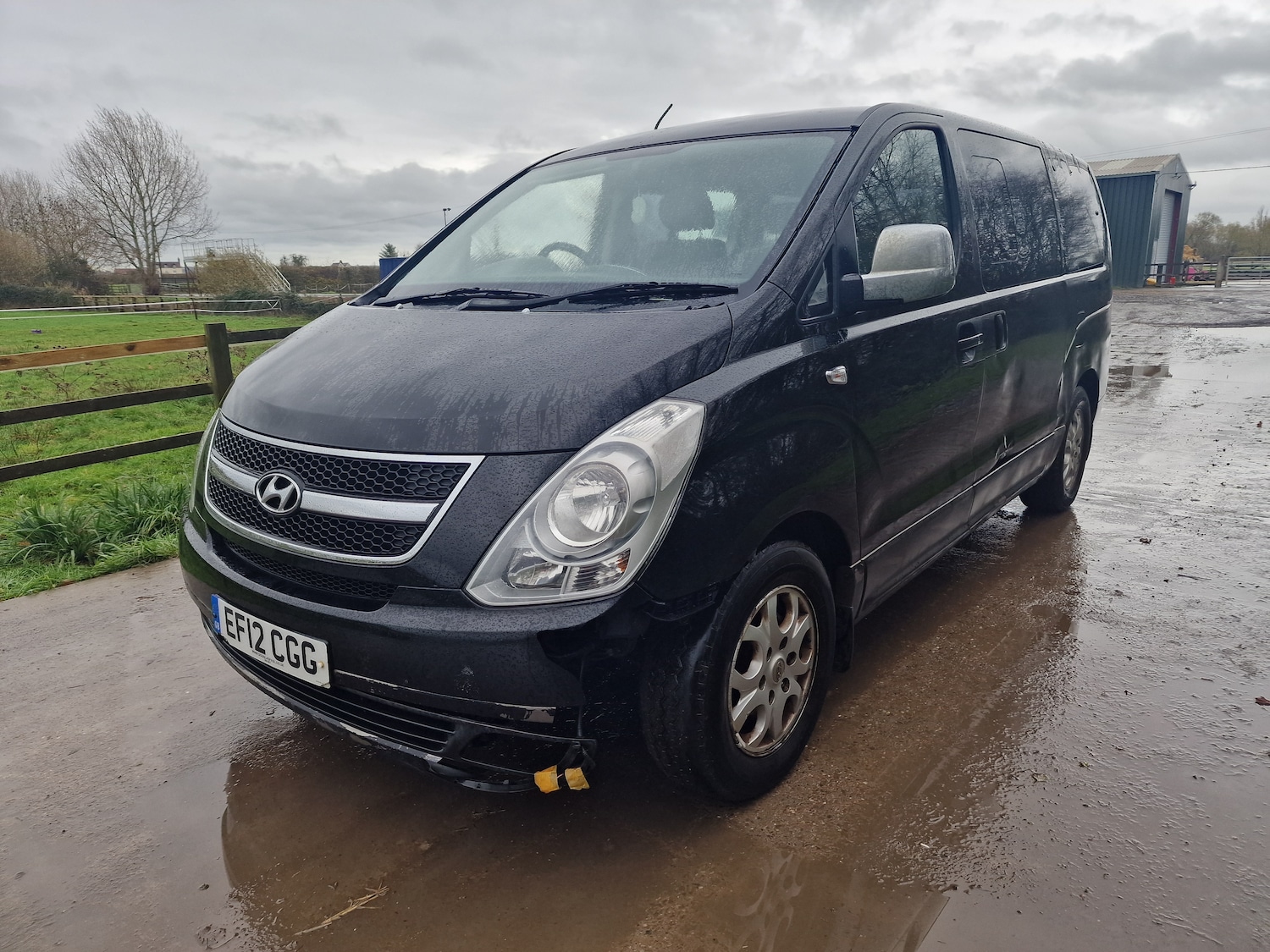 Used Hyundai i800 2012 for sale - 76763348: Photo 3