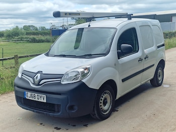 Used Renault Kangoo 2018 for sale - 78955772: Photo