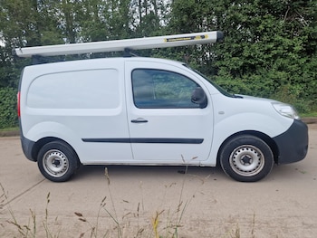Used Renault Kangoo 2018 for sale - 78955772: Photo