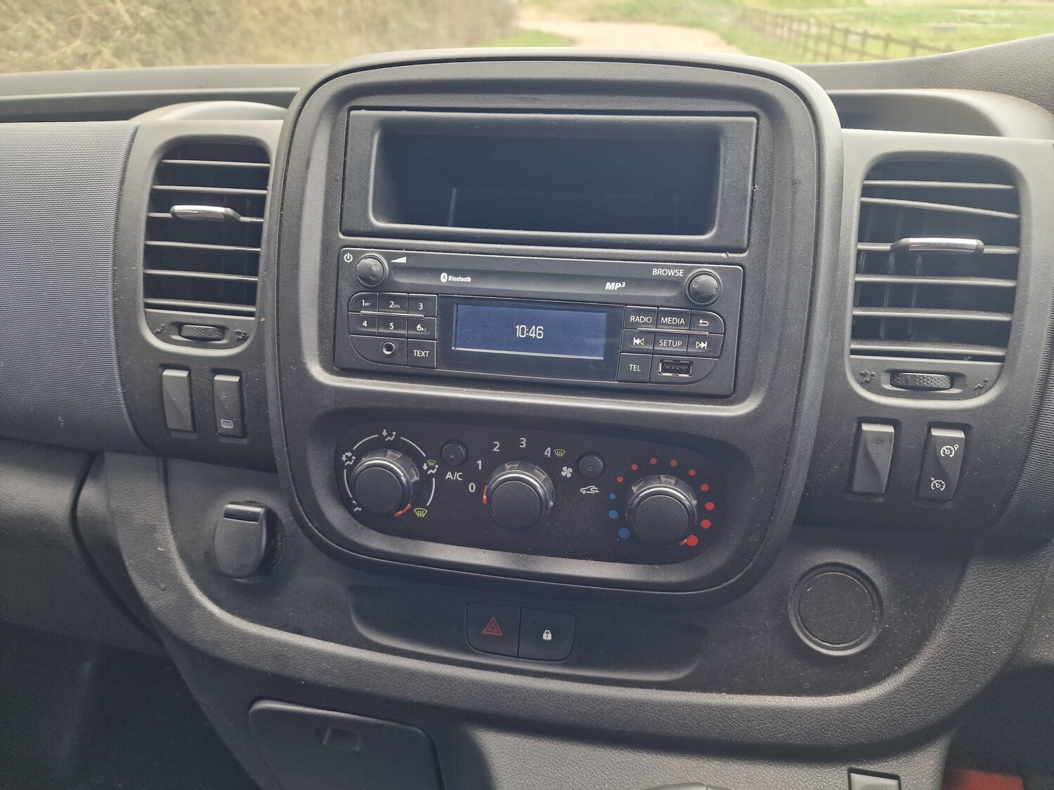 Used Vauxhall Vivaro 2015 for sale - 77872332: Photo 17