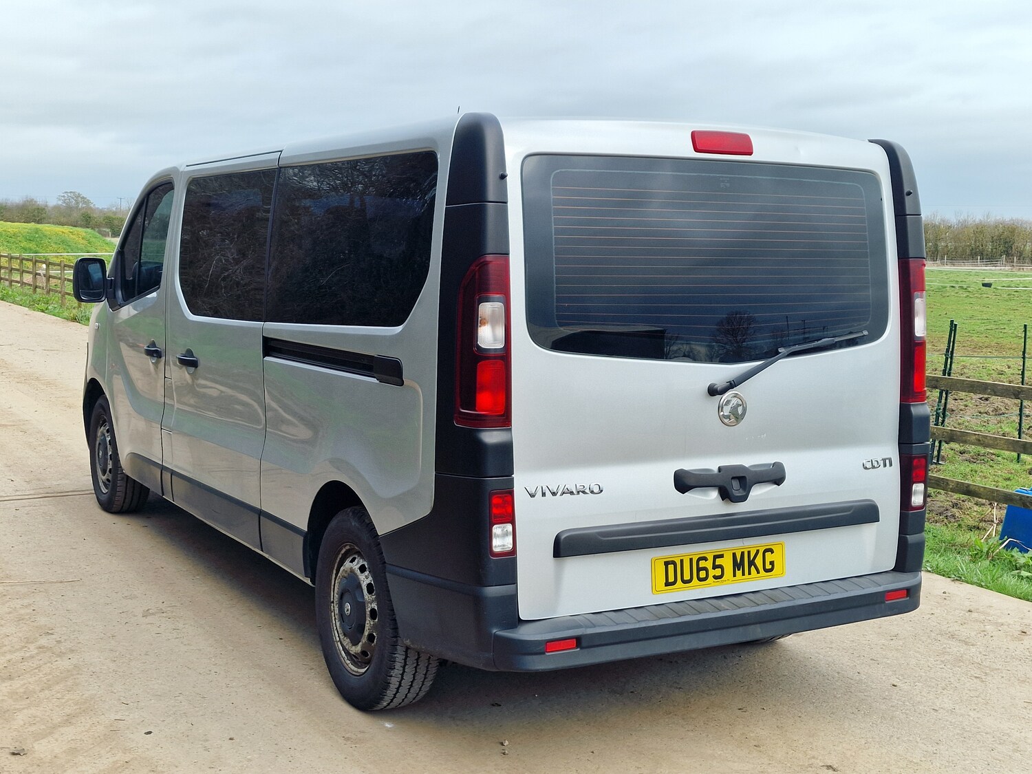 Used Vauxhall Vivaro 2015 for sale - 77872332: Photo 8