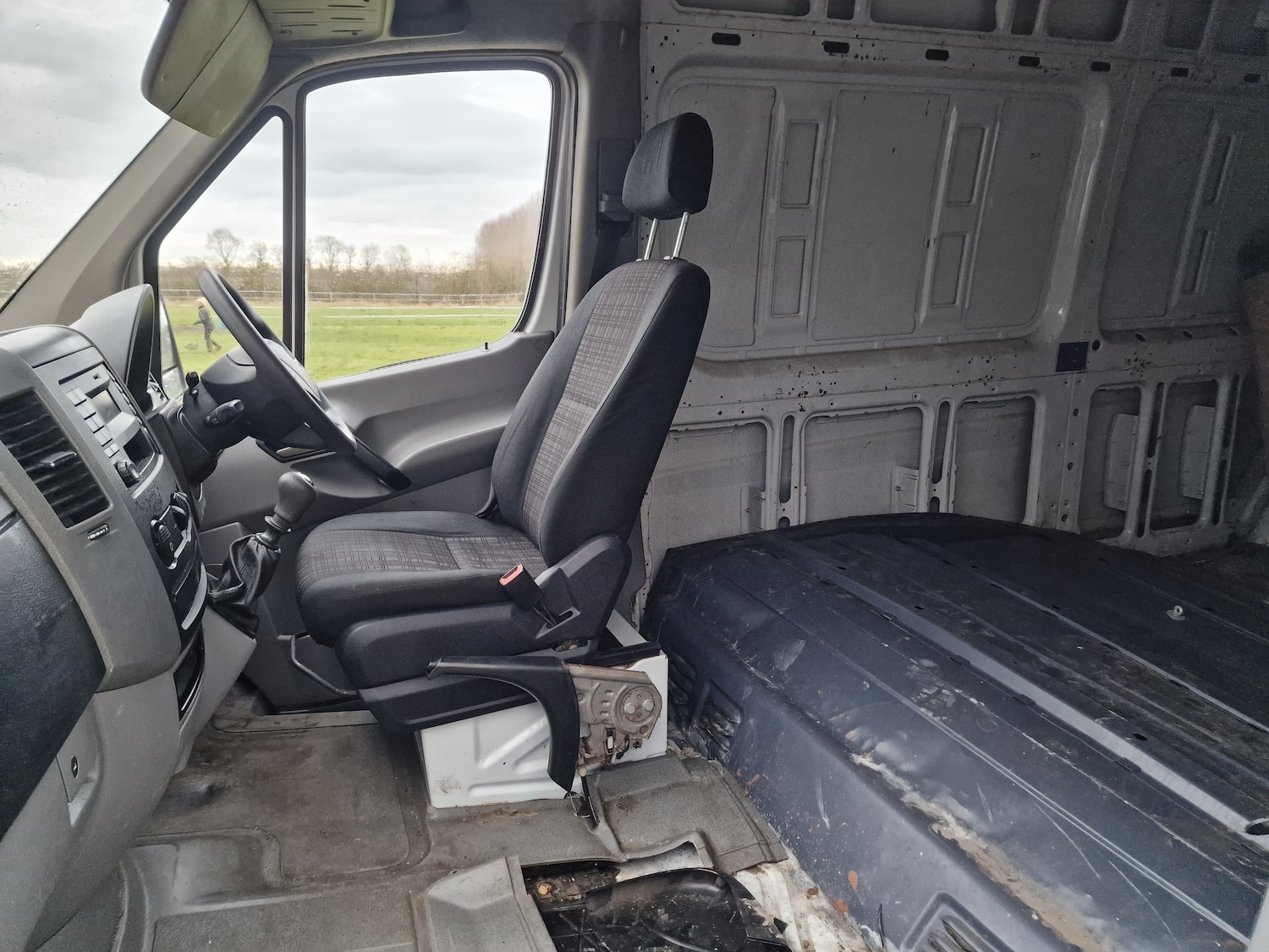 Used Mercedes-Benz Sprinter 2015 for sale - 77675762: Photo 15