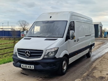 Used Mercedes-Benz Sprinter 2015 for sale - 77675762: Photo