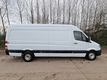 Used Mercedes-Benz Sprinter 2015 for sale - 77675762: Photo