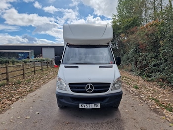 Mercedes-Benz - Sprinter