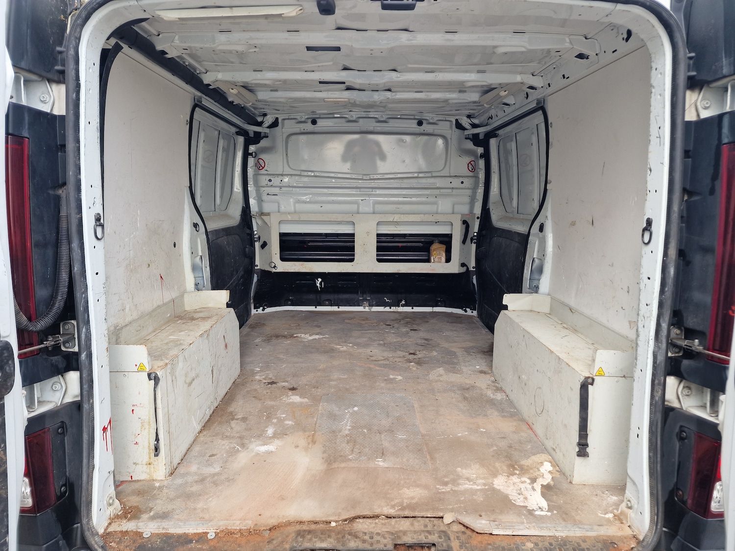 Used Vauxhall Vivaro 2016 for sale - 77631175: Photo 11