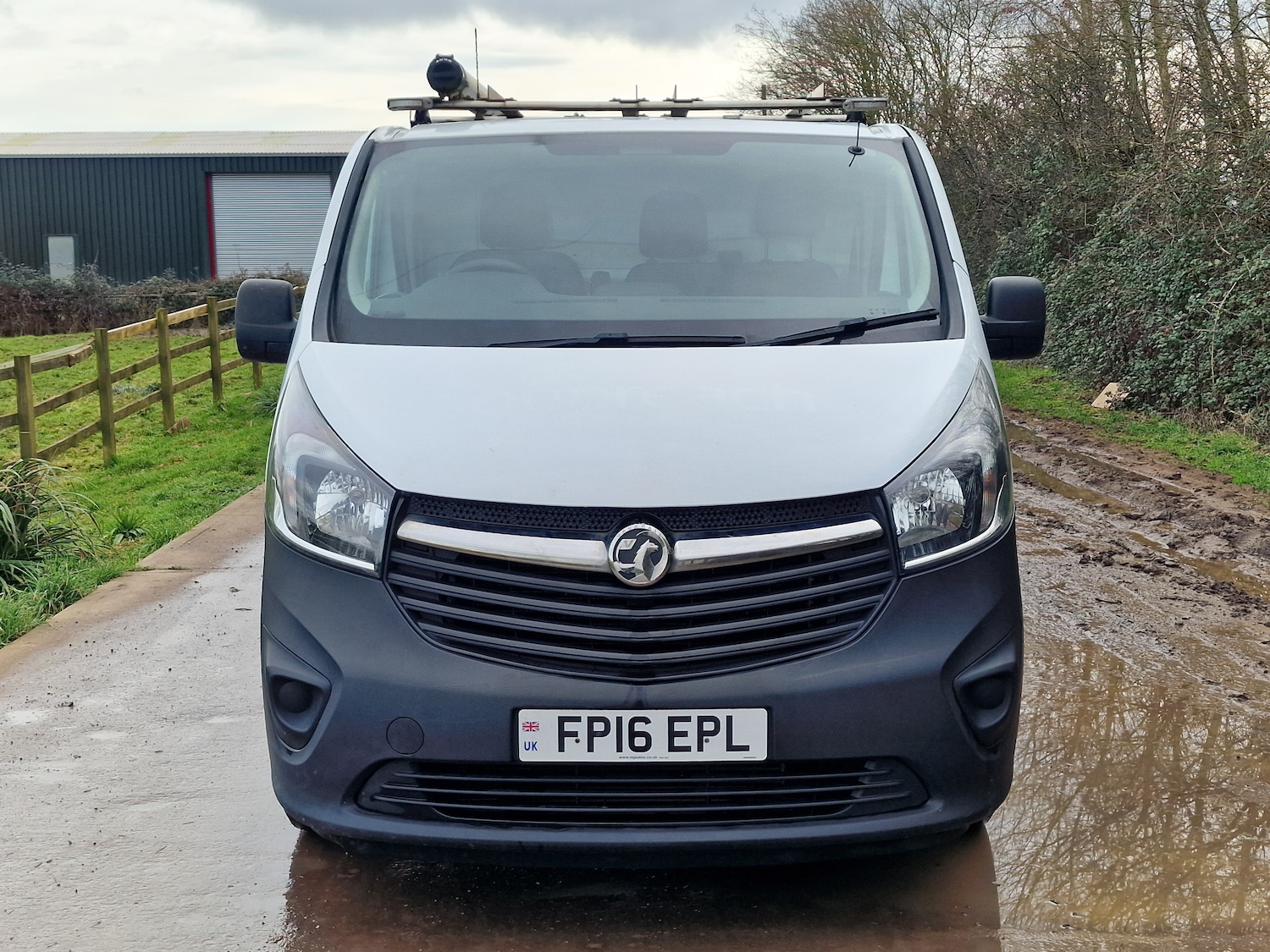 Used Vauxhall Vivaro 2016 for sale - 77631175: Photo 2