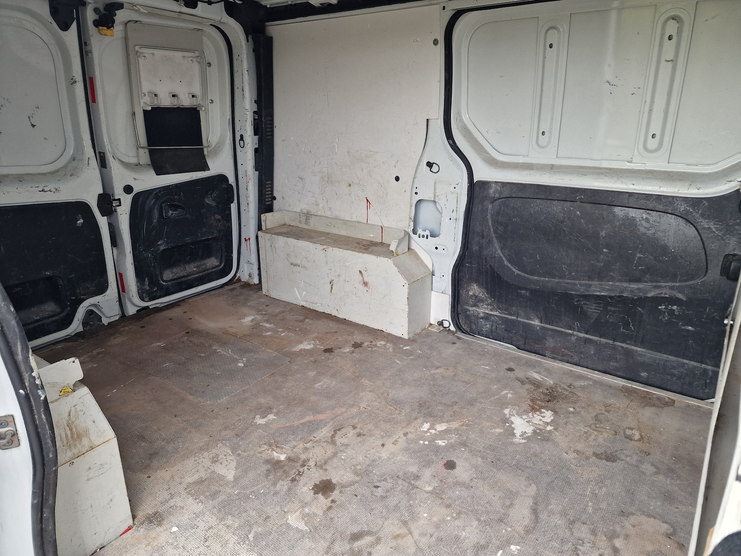 Used Vauxhall Vivaro 2016 for sale - 77631175: Photo 9