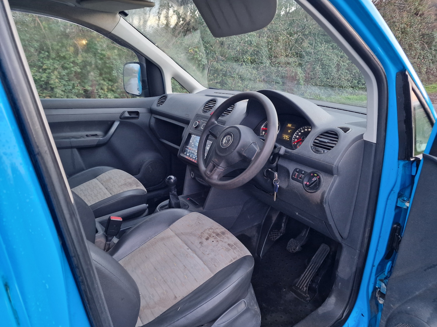 Used Volkswagen Caddy Maxi 2011 for sale - 76692883: Photo 15