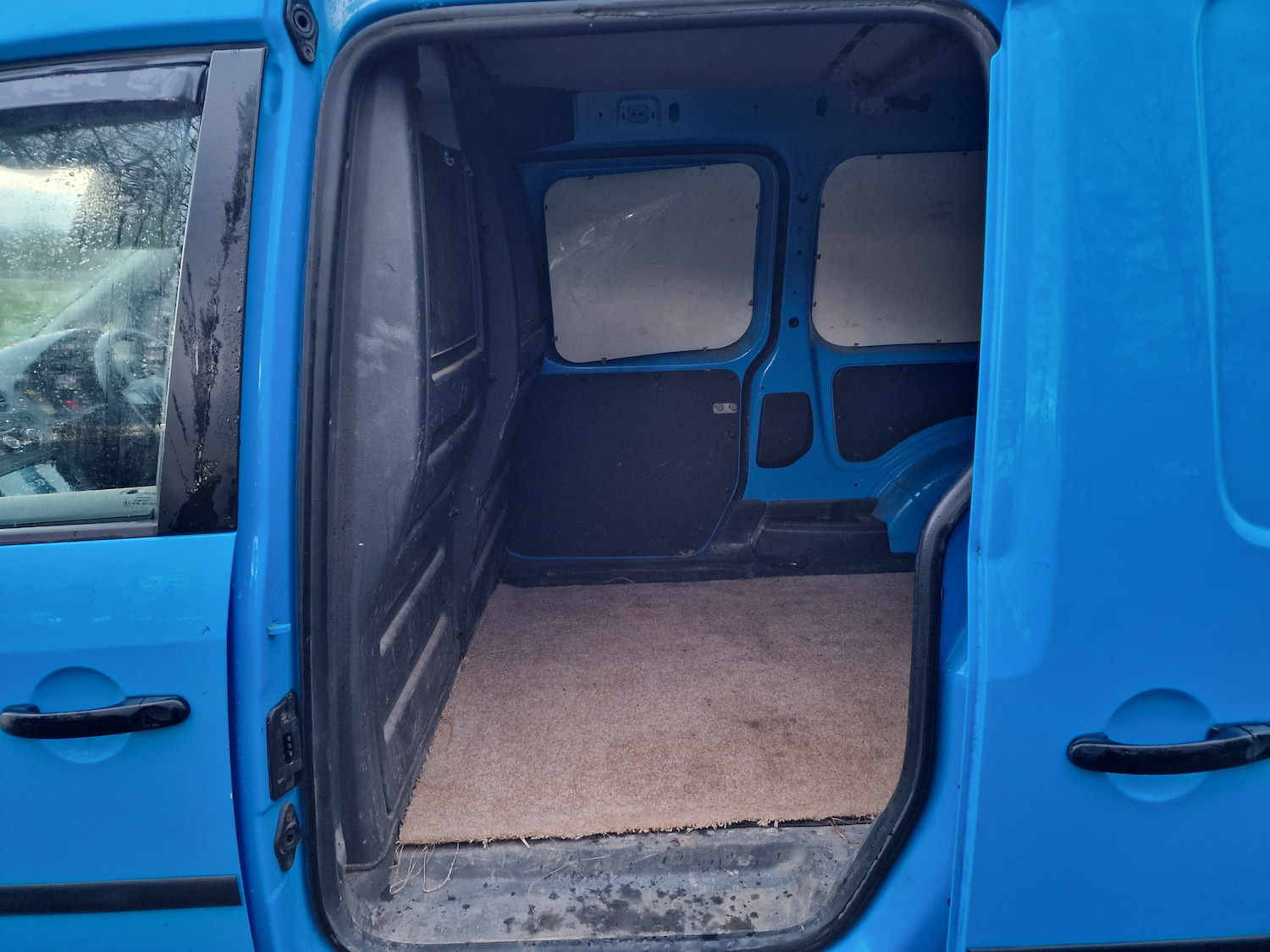 Used Volkswagen Caddy Maxi 2011 for sale - 76692883: Photo 18