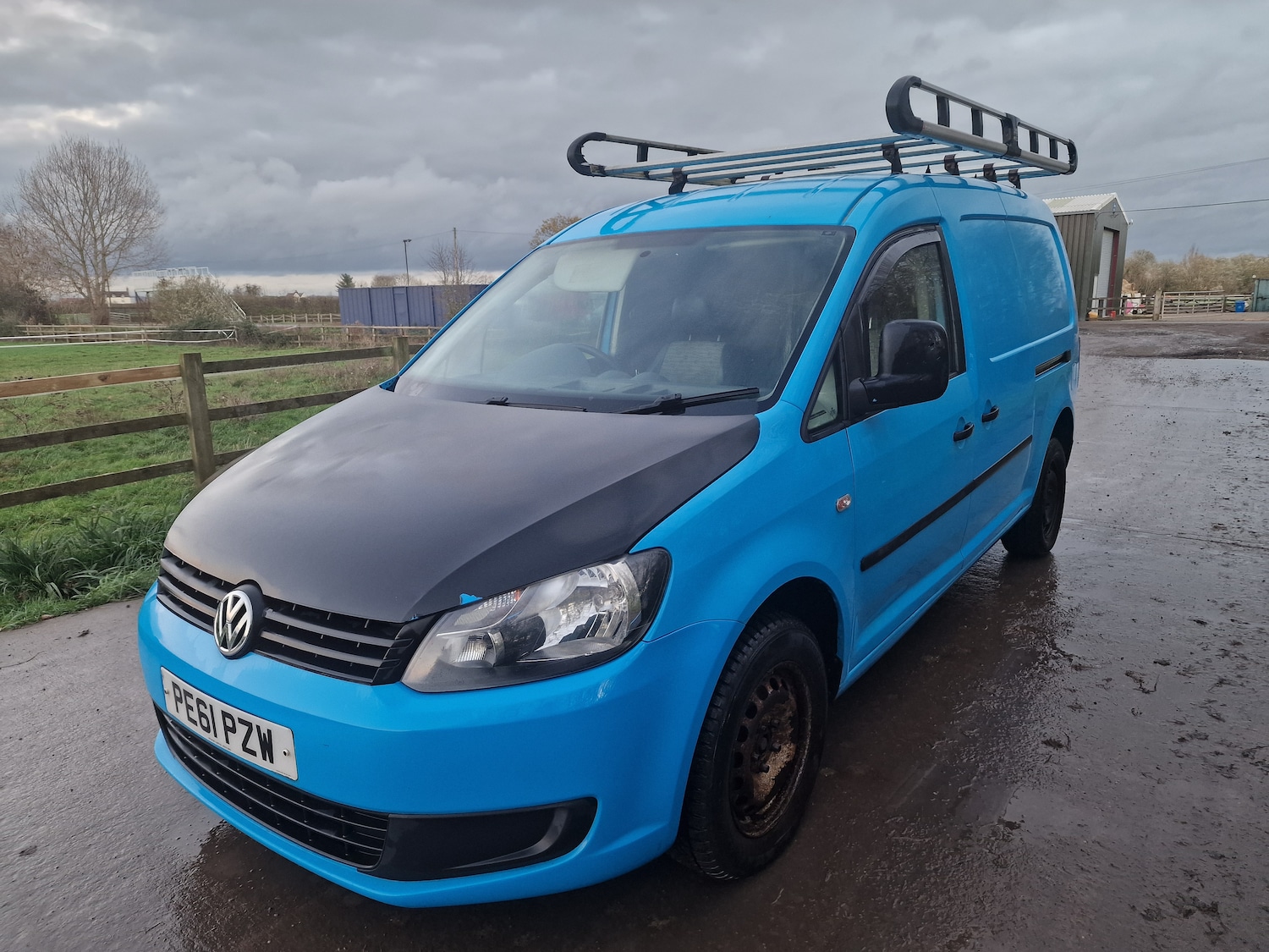 Used Volkswagen Caddy Maxi 2011 for sale - 76692883: Photo 3